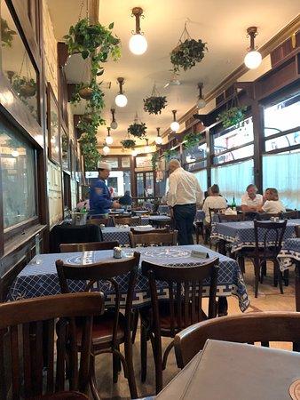 Cafe Riche